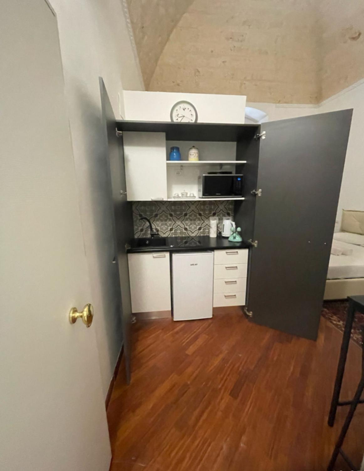 Araba Fenice Apartments - Bari Centro Eksteriør billede