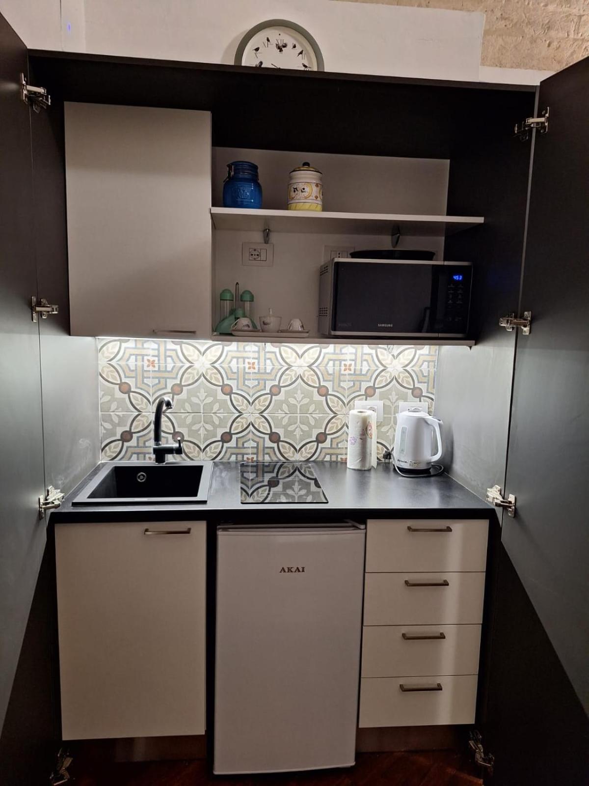 Araba Fenice Apartments - Bari Centro Eksteriør billede