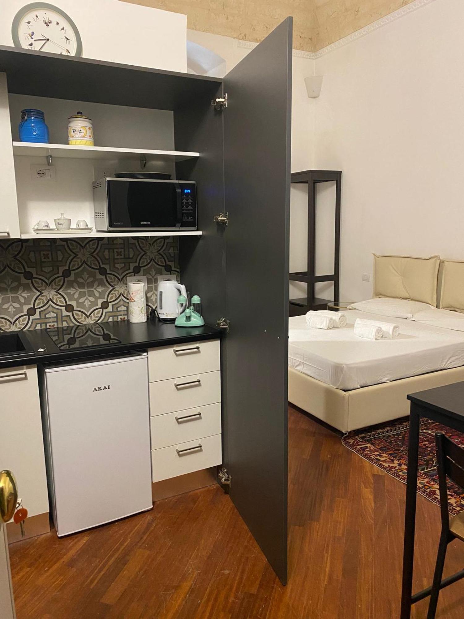 Araba Fenice Apartments - Bari Centro Eksteriør billede